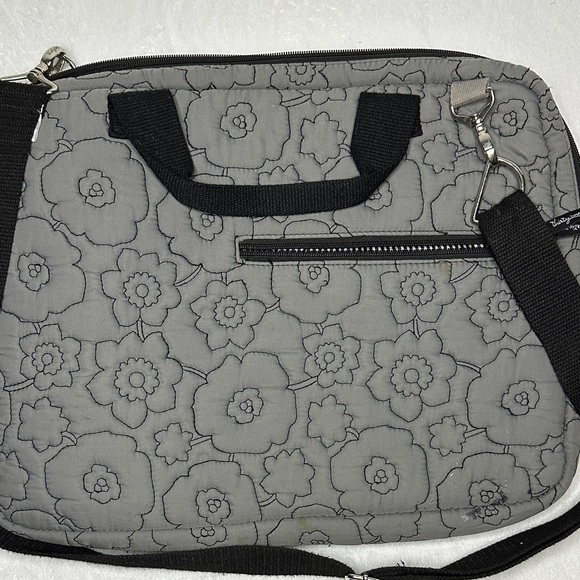 thirty-one Handbags - Thirty-one Floral Quilted Gray Laptop Bag